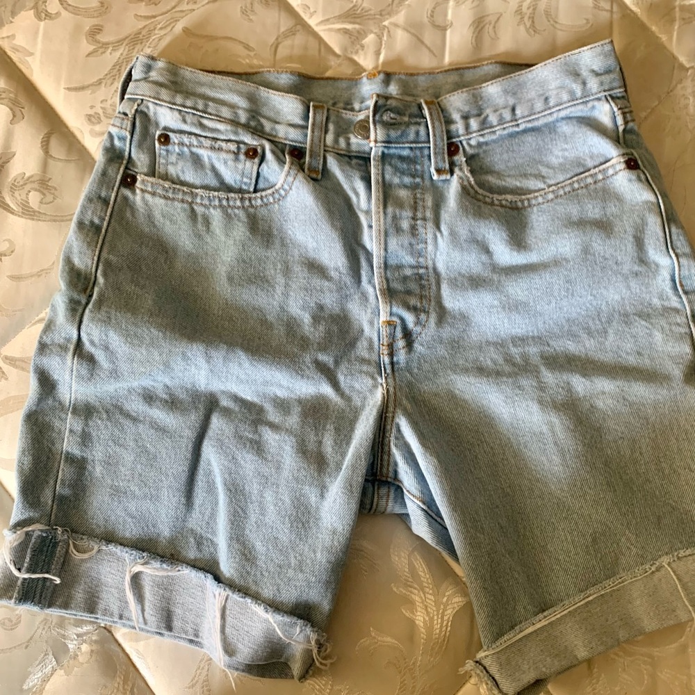 Levi Biker Short